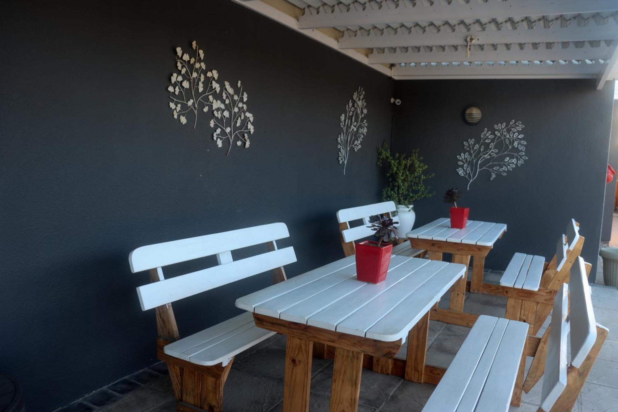 Beachwood Inn Melkbosstrand ケープタウン エクステリア 写真