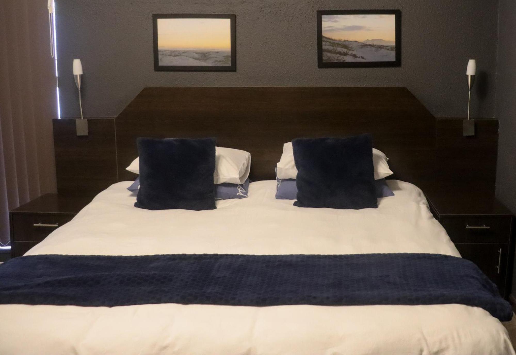 Beachwood Inn Melkbosstrand ケープタウン エクステリア 写真