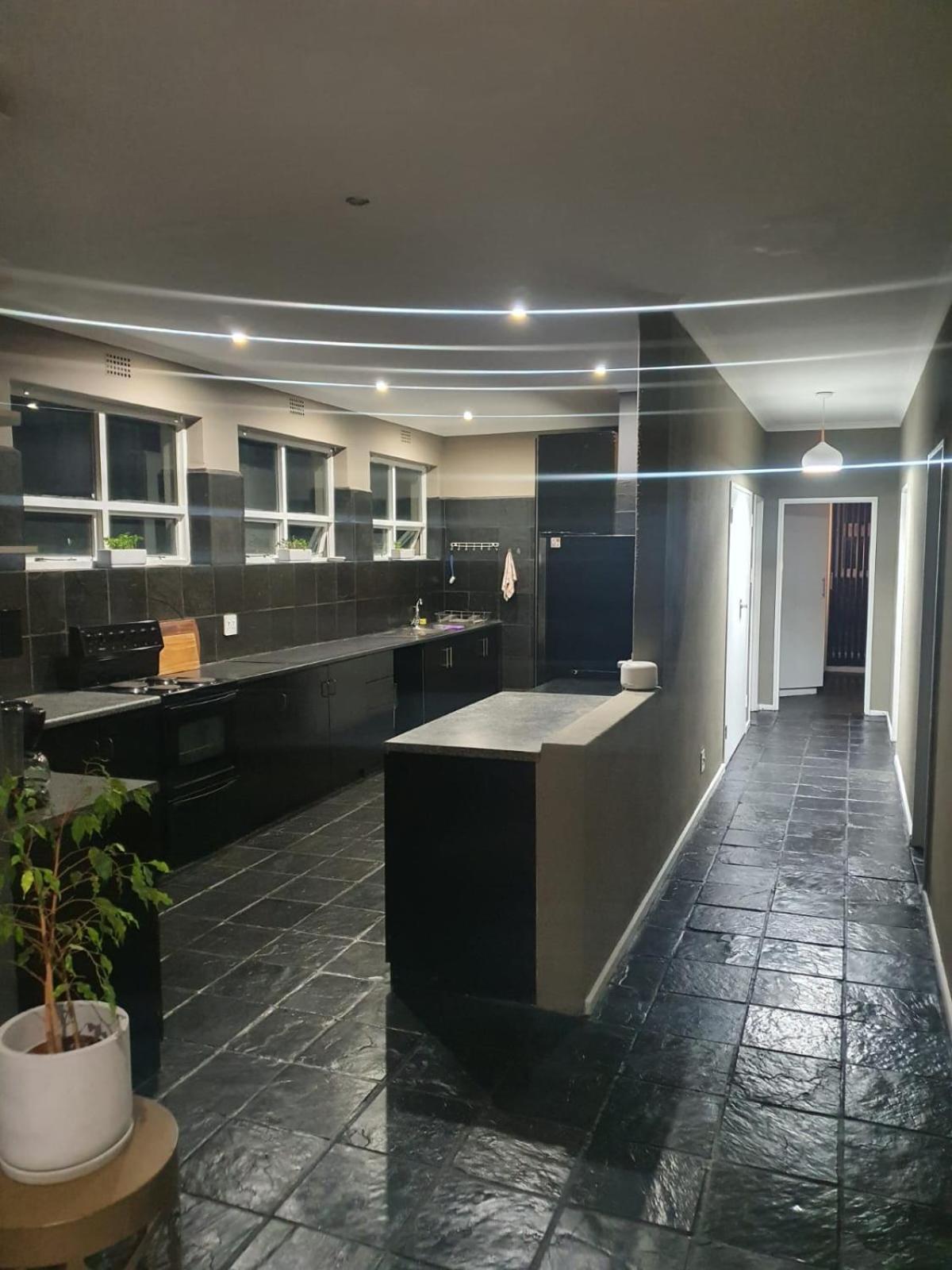 Beachwood Inn Melkbosstrand ケープタウン エクステリア 写真